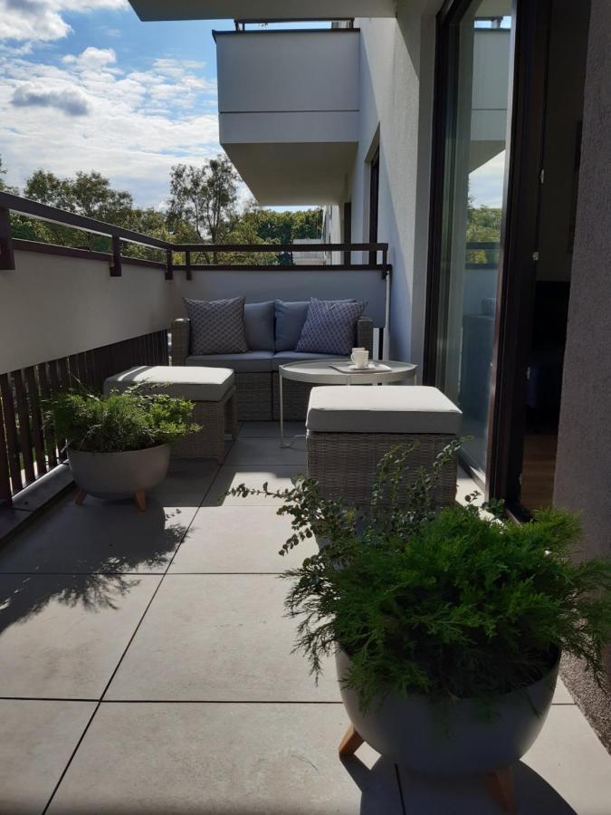 4four Apartment, Moderno, Taras, Parking Podziemny Apartment