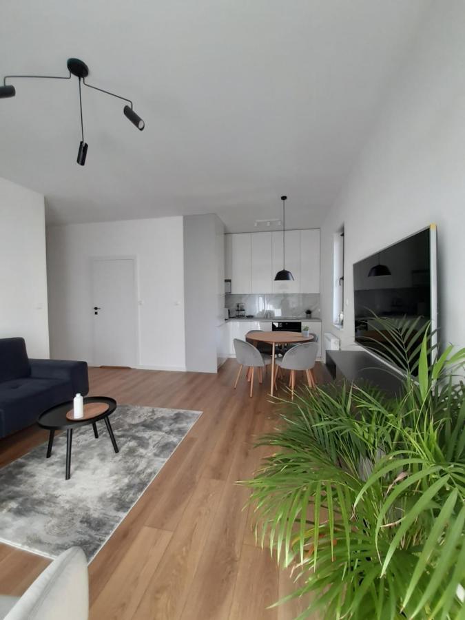 4four Apartment, Moderno, Taras, Parking Podziemny Apartment Torun